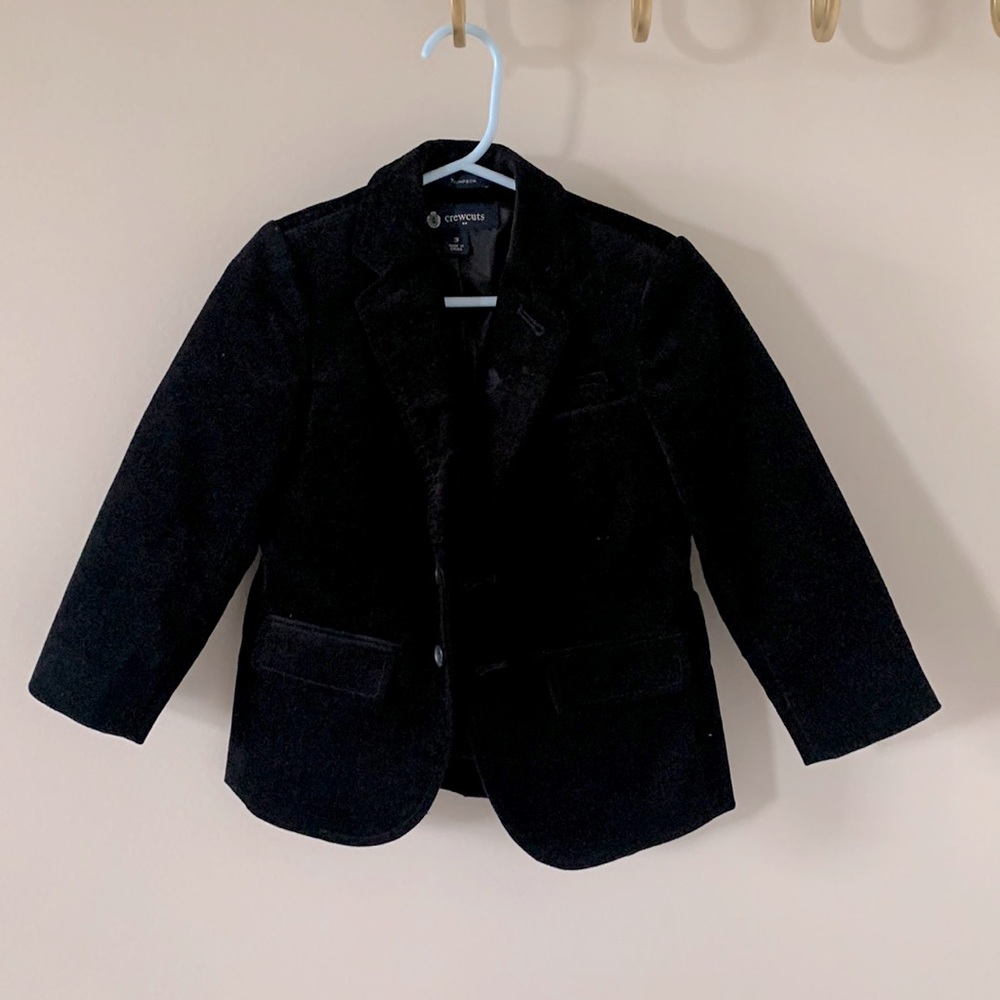 CREWCUTS THOMPSON BLACK VELVET BLAZER BOYS SIZE 3 EXCELLENT CONDITION!!